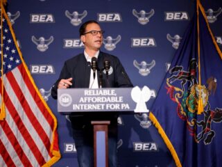 Shapiro Awards $448 Million in Broadband Grants Across Pennsylvania